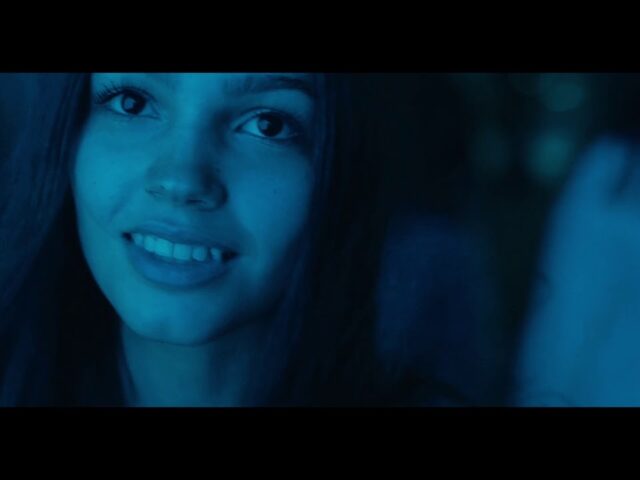 Sid: “Fumo e stress” è il nuovo video #trakoftheday
