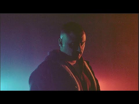 Mattia Toni: “My Phone” è il nuovo video #trakofthenight