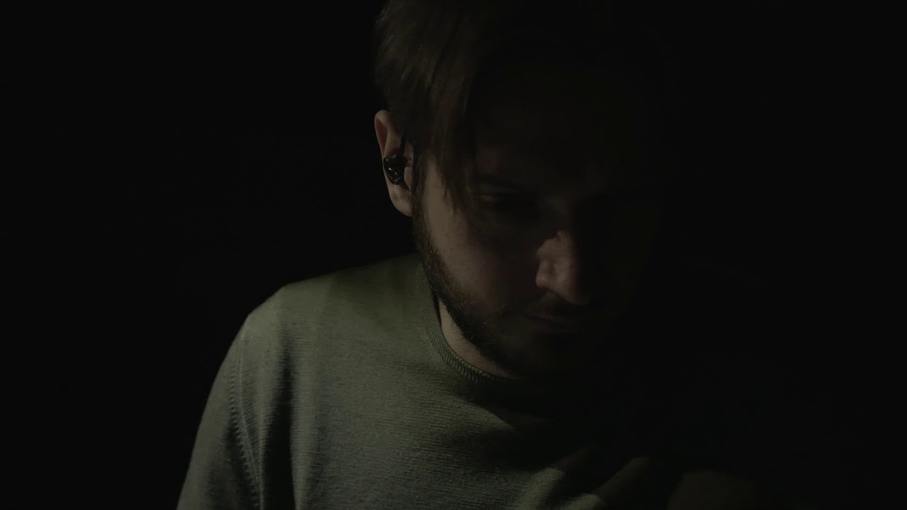 Bruno Bavota: “Darkest Light” è il nuovo video #trakoftheday
