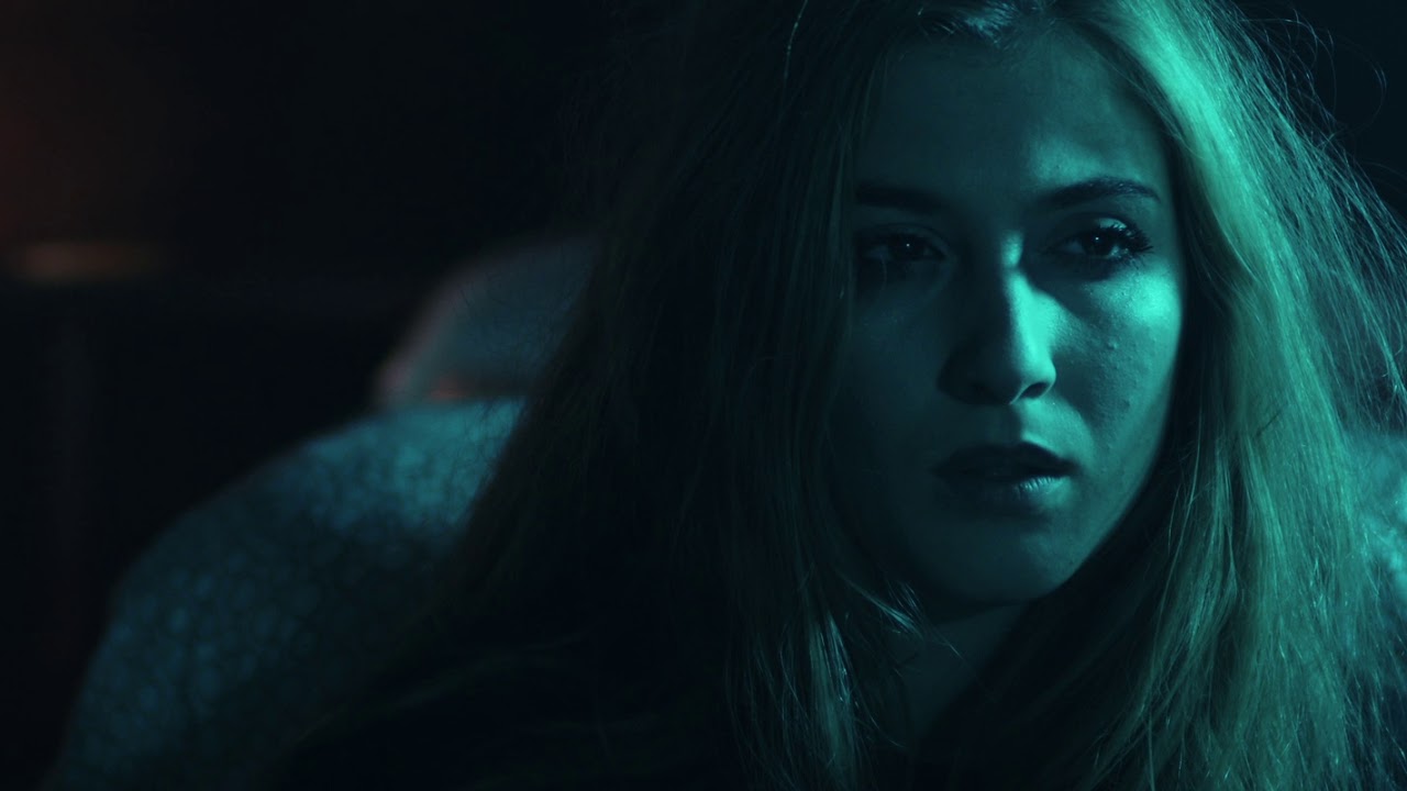 Fumé: “Clown” è il nuovo video #trakofthenight