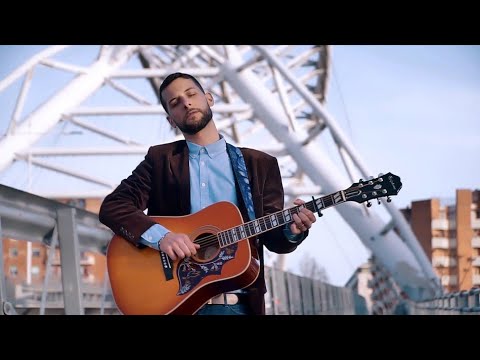 Mizio Vilardi: “Una forma d’amore che mi devo” è il nuovo video #trakofthenight