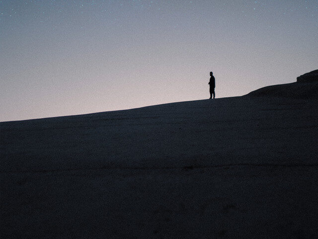 Buzzy Lao, “Universo/Riflesso”: la recensione