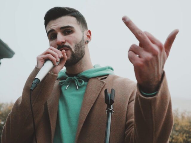 Frankie B: “Skyline Rooftop” è il nuovo video #trakofthenight