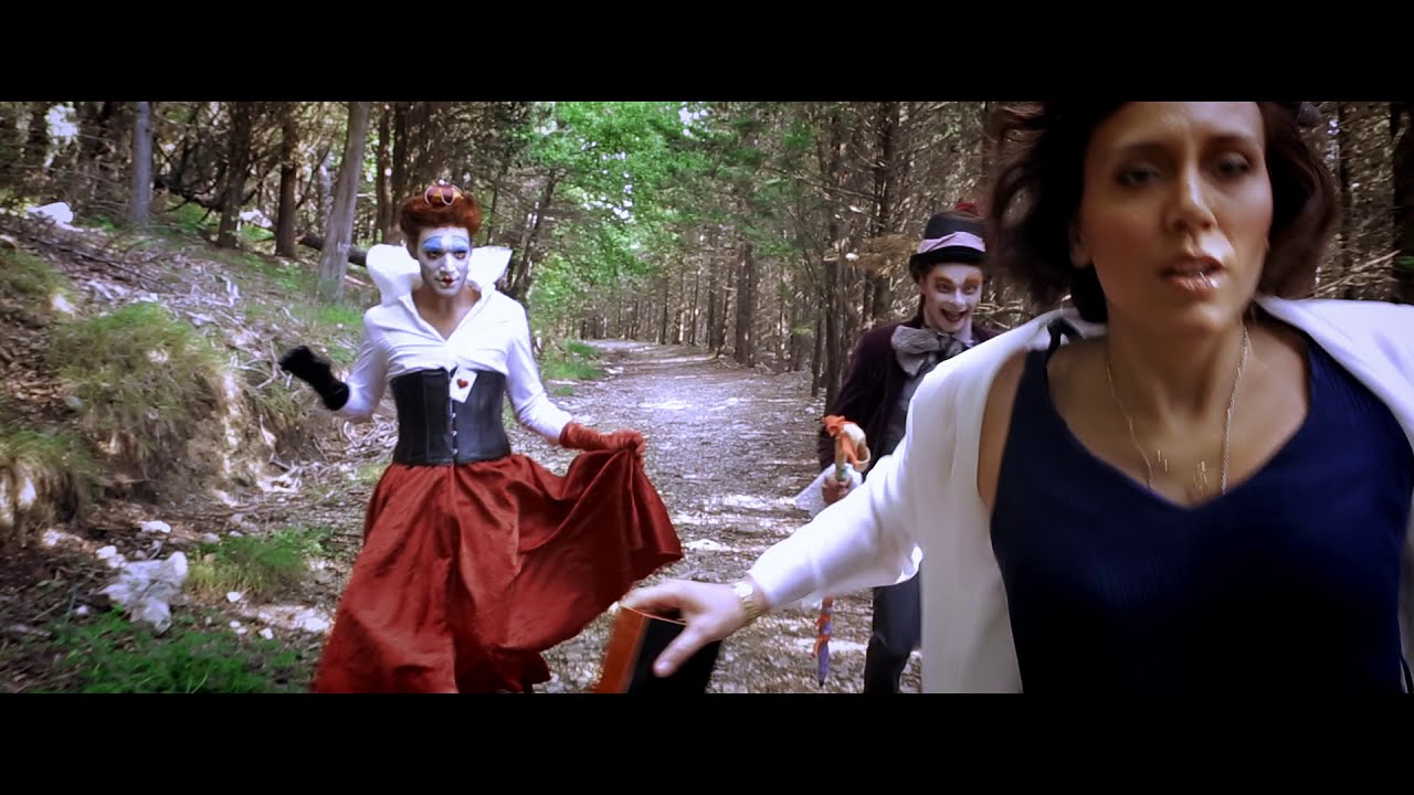 Giulia Ventisette: “Alice (nel paese delle cianfrusaglie)” è il nuovo video #trakoftheday