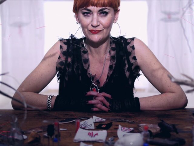 kmfrommyills: “Eri tu” è il nuovo video #trakofthenight