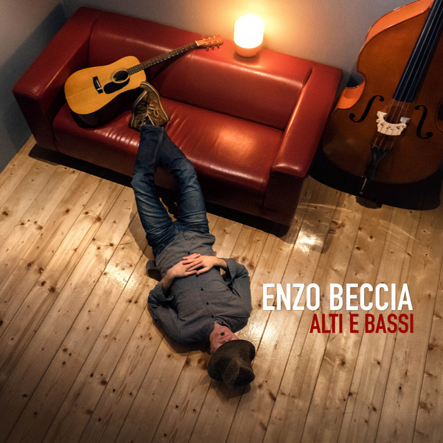 Enzo Beccia, “Alti e bassi”: recensione e streaming