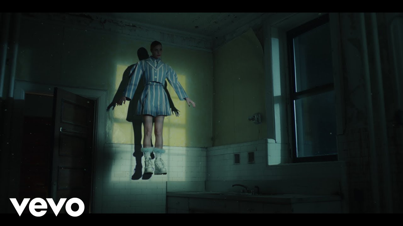 Rose Villain: “Il Diavolo Piange” è il nuovo video #trakoftheday