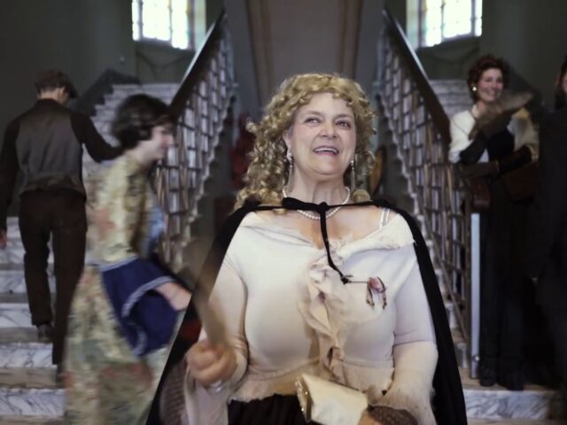Ginez e il bulbo della ventola: “La vanvera” è il nuovo video #trakoftheday