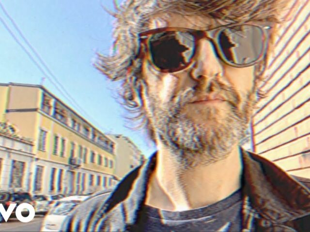 Dente: “L’ago della bussola” è il nuovo video #trakoftheday