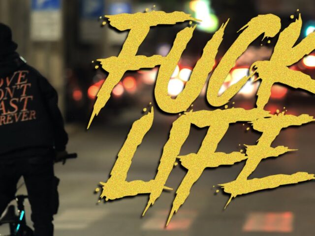Mostro: “Fuck life” è il nuovo video #trakoftheday