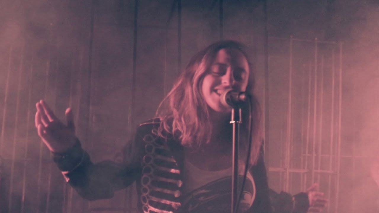 Over the Wall: “La valutazione” è il nuovo video #trakoftheday