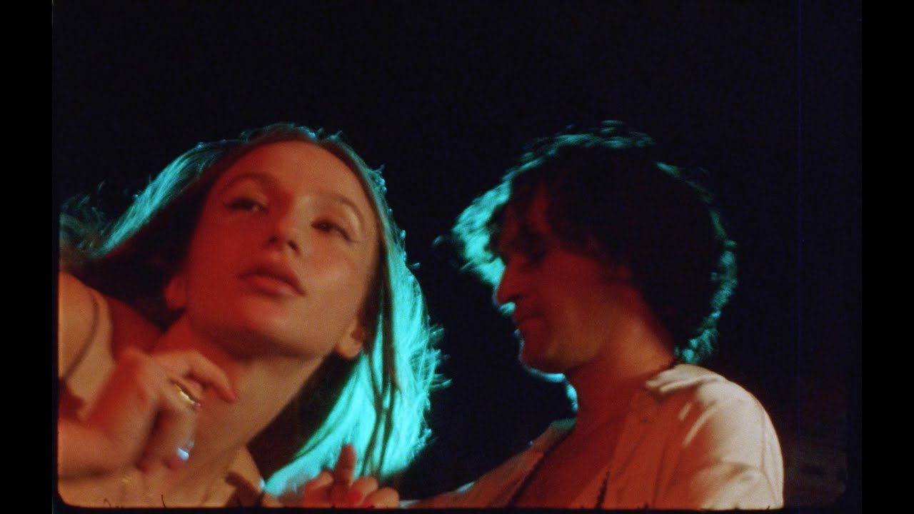 Tatum Rush & Laila Al Habash: “Rosé” è il nuovo video #trakofthenight