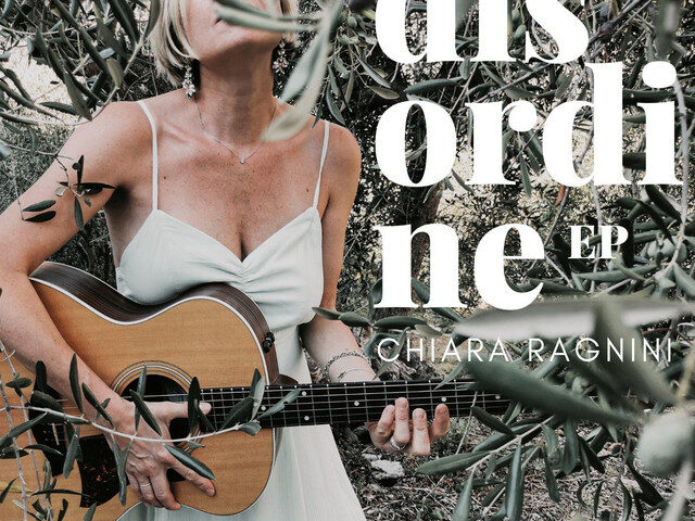 Chiara Ragnini, “Disordine”: la recensione