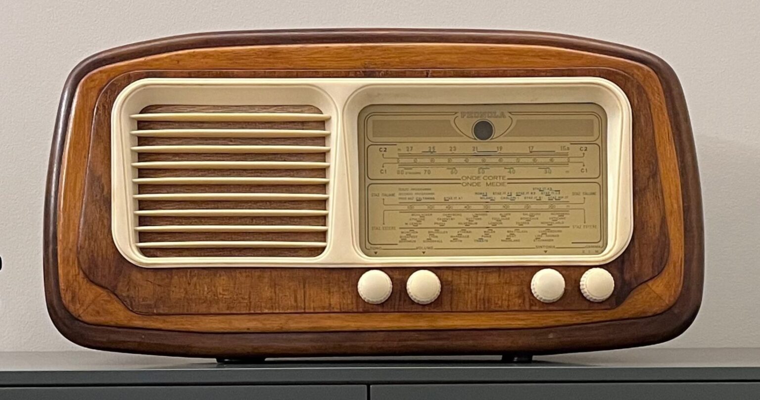 Radio in Italia: un motore o un freno? #sottotraccia