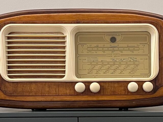 Radio in Italia: un motore o un freno? #sottotraccia